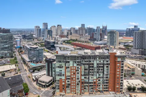 $799,999 | 600 12th Avenue South, Unit 413, Nashville, TN 37203