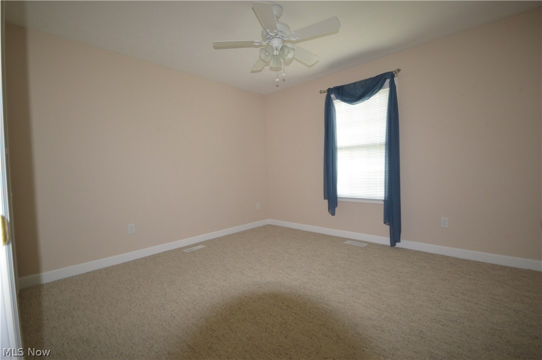 35 Roaming Rock Boulevard Rome, OH 44085 - Photo 13 of 27 Gallery Image 13