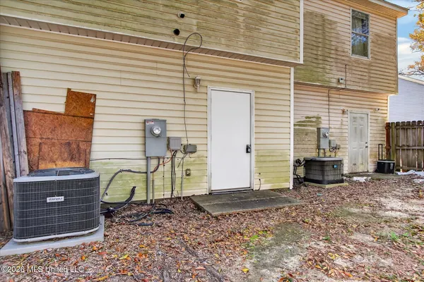 $209,900 | 1283 Century Oaks Drive, Unit B, Gulfport, MS 39507