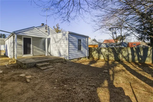 $324,900 | 6 Field Avenue, West Warwick, RI 02893