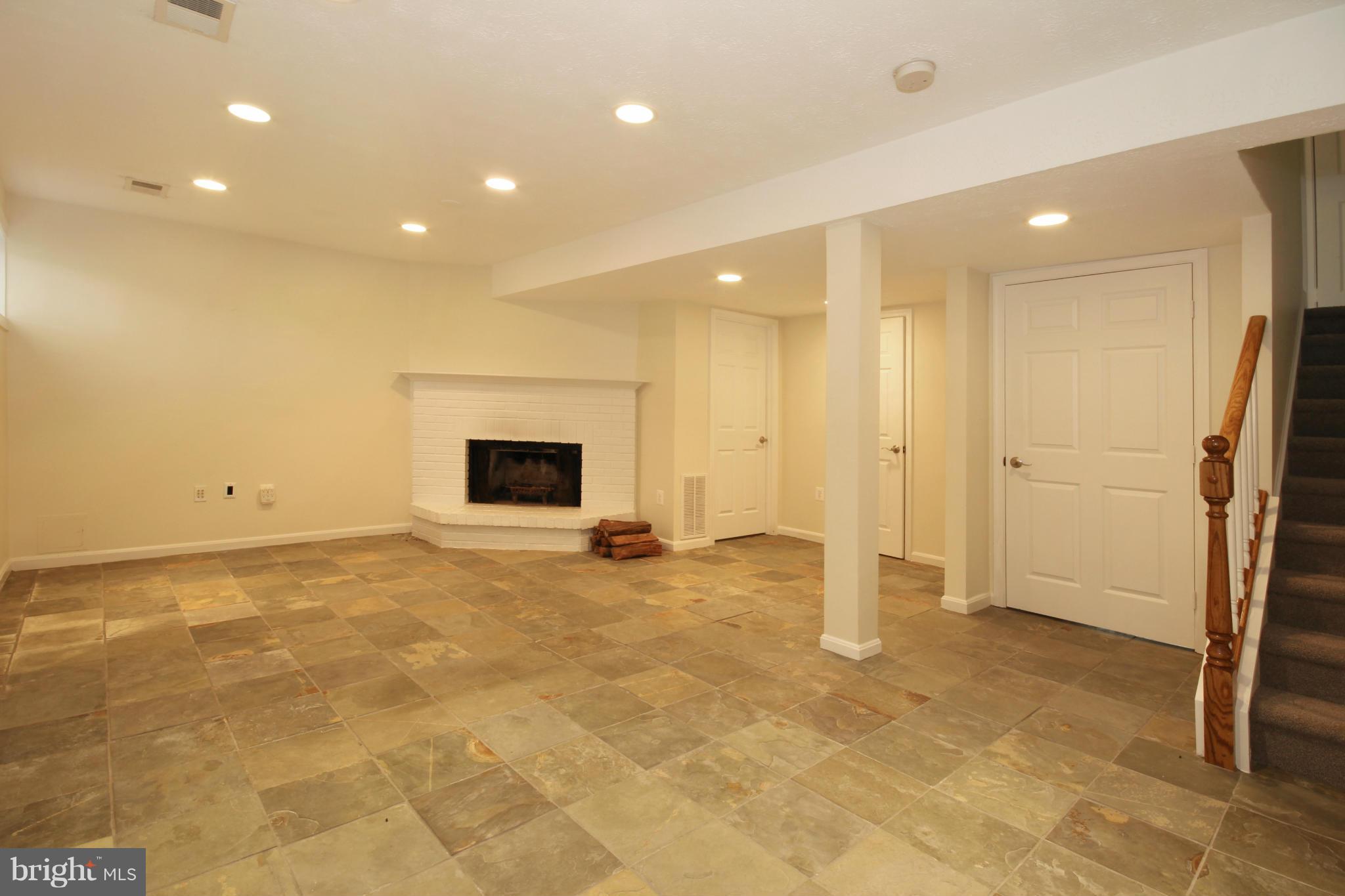 8020 Northumberland Road Springfield, VA 22153 - Photo 21 of 30 Basement