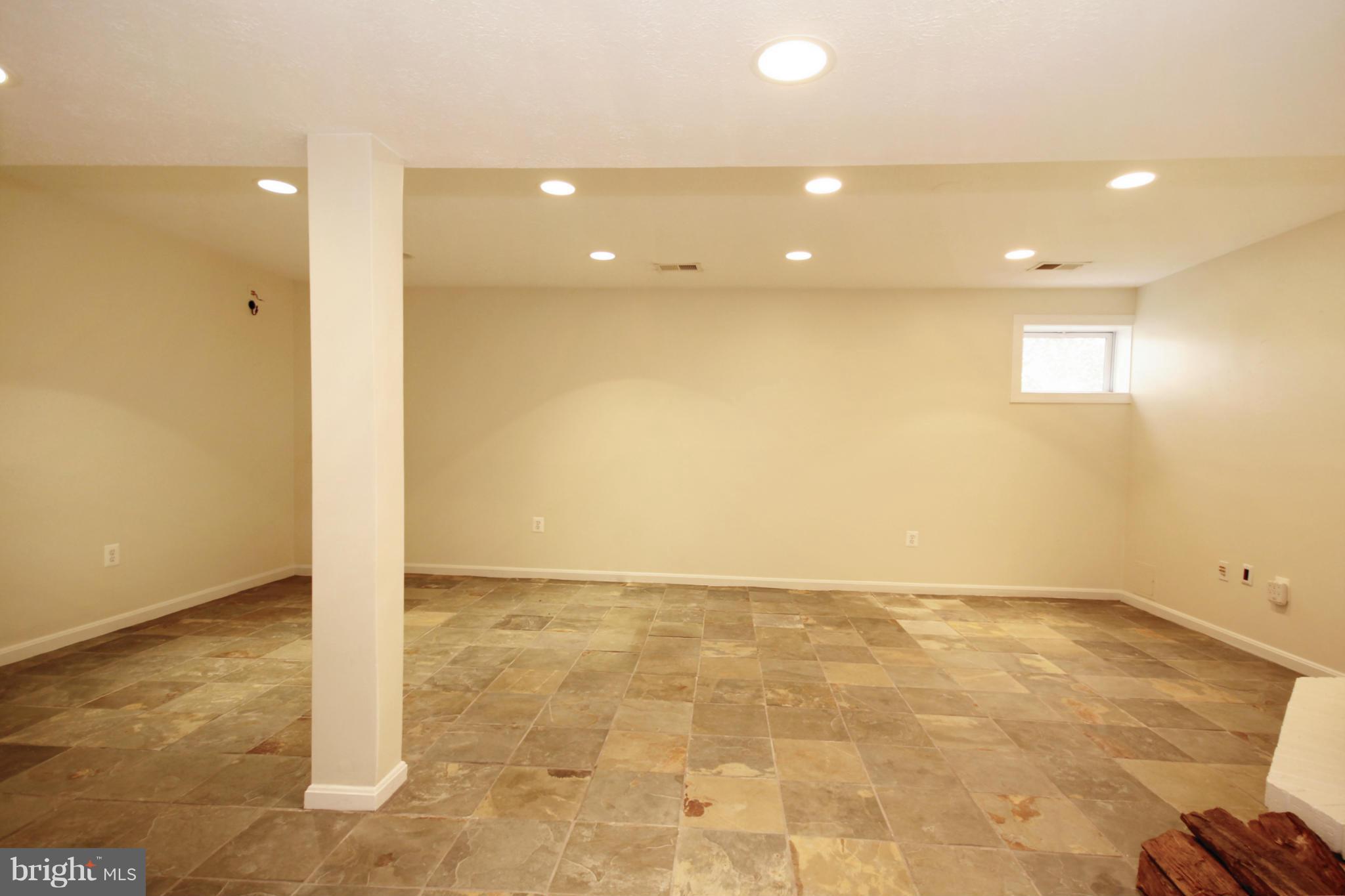 8020 Northumberland Road Springfield, VA 22153 - Photo 23 of 30 Basement