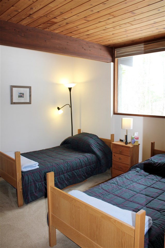 2382 Willard Road Hartford, VT 05059 - Photo 15 of 21 Gallery Image 15