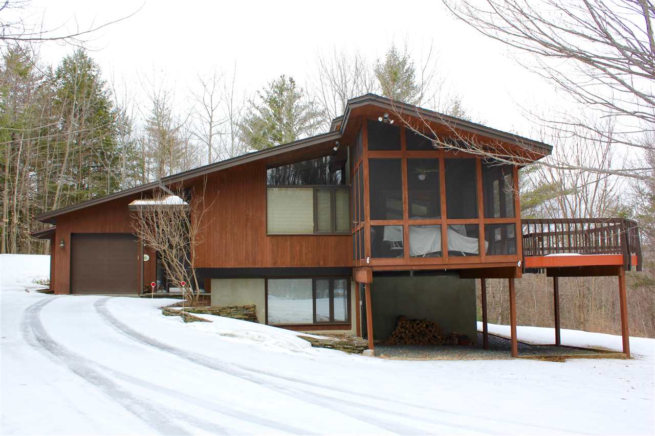 2382 Willard Road Hartford, VT 05059 - Photo 17 of 21 Gallery Image 17