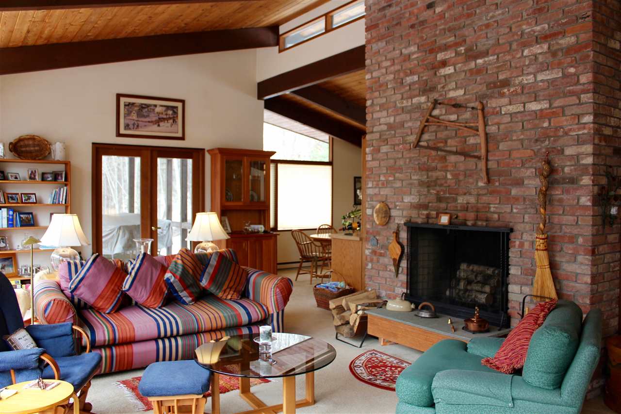 2382 Willard Road Hartford, VT 05059 - Photo 8 of 21 Gallery Image 8