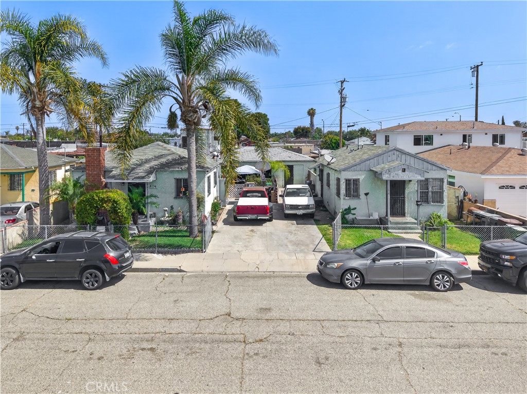 621 West Spruce Street Compton, CA 90220 - Photo 1 of 21