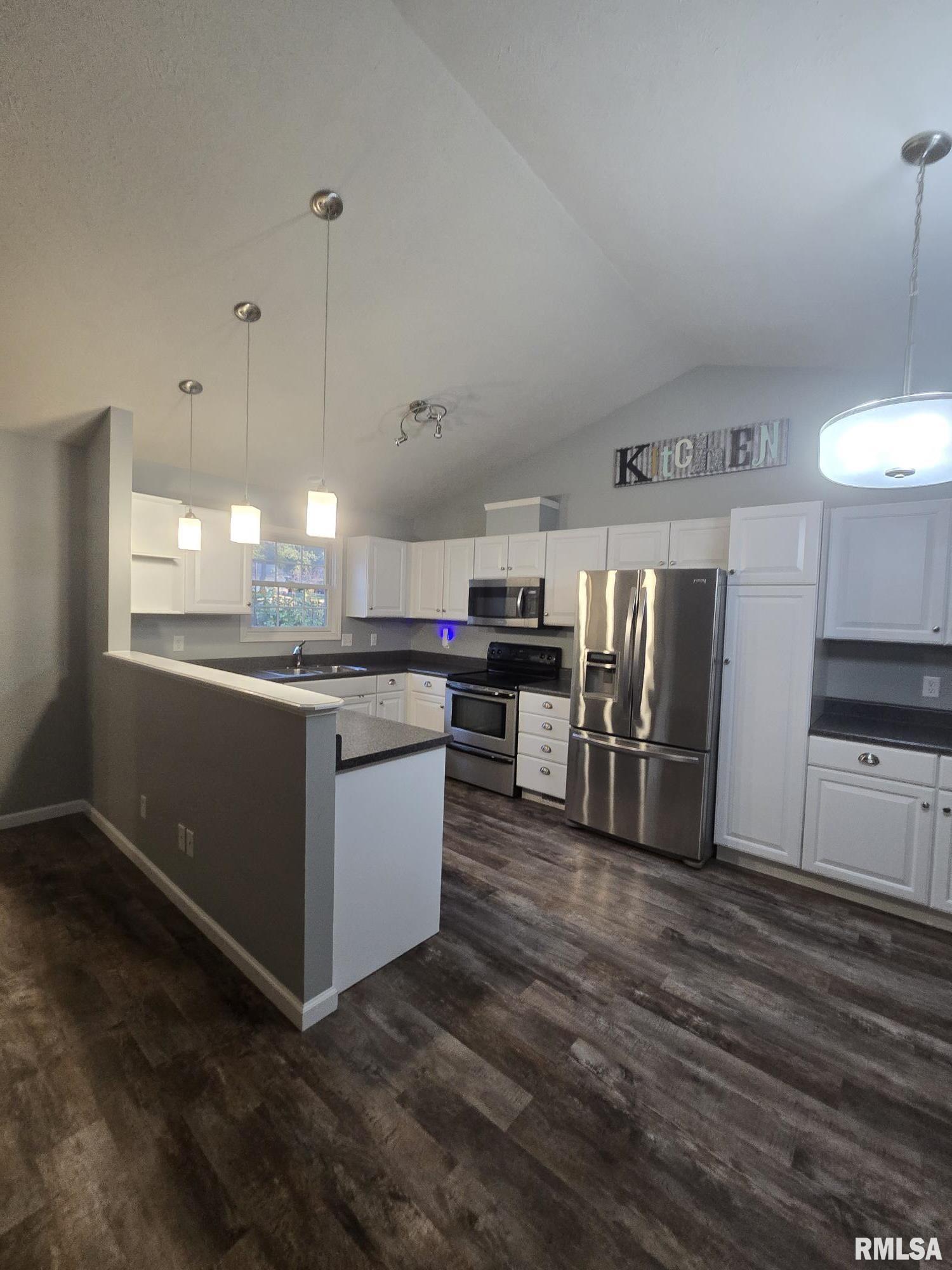 2604 Warrior Boulevard Springfield, IL 62712 - Photo 5 of 29 Gallery Image 5