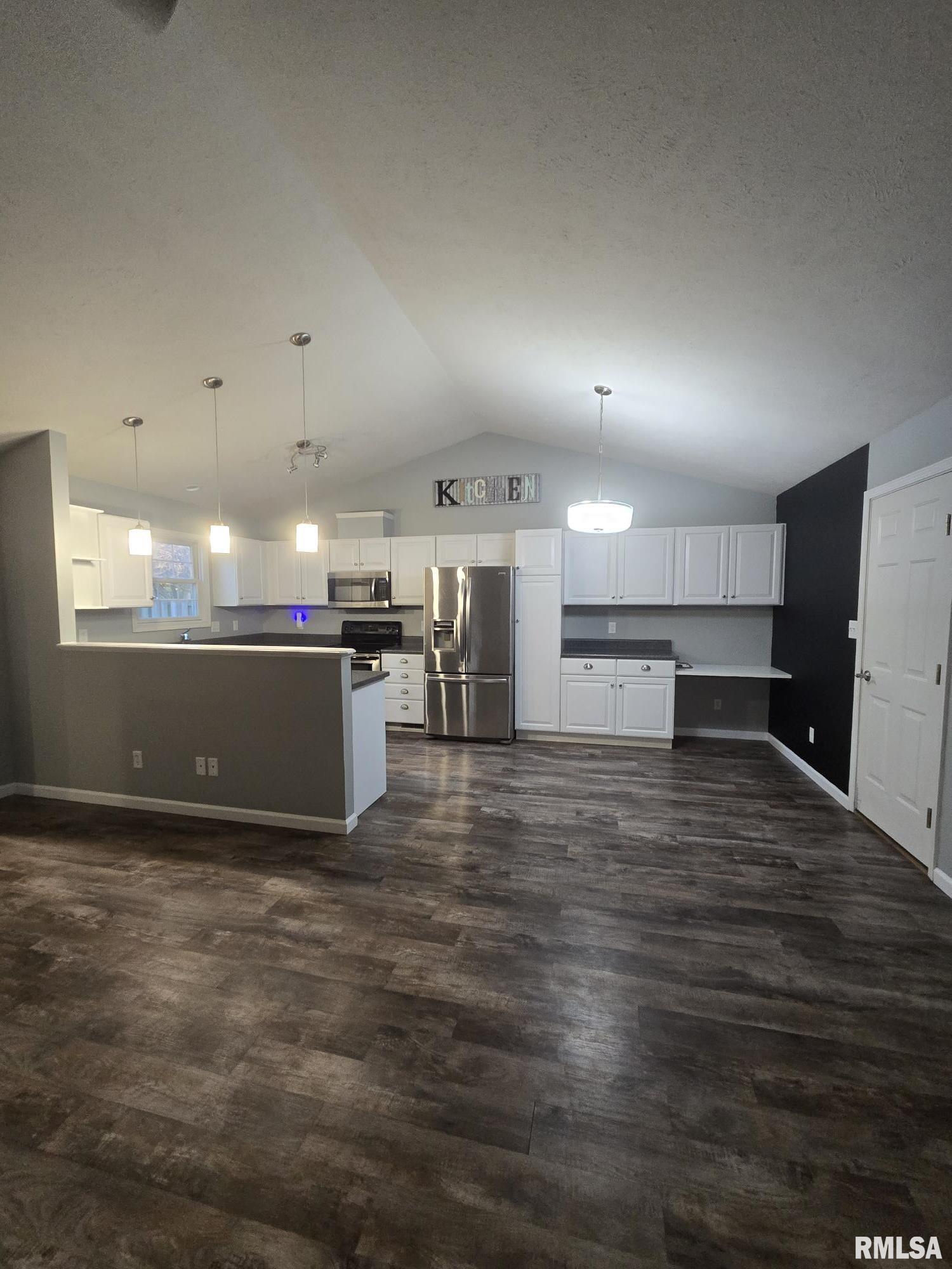 2604 Warrior Boulevard Springfield, IL 62712 - Photo 6 of 29 Gallery Image 6