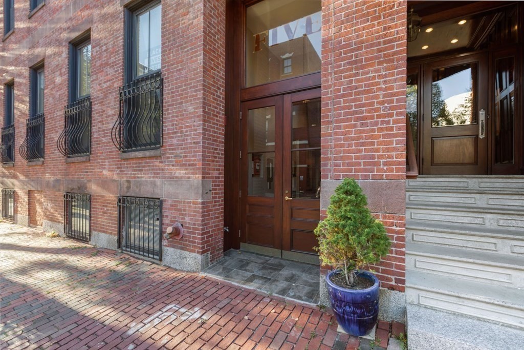 5 Appleton Street, Unit 6A Boston, MA 02116 - Photo 20 of 20