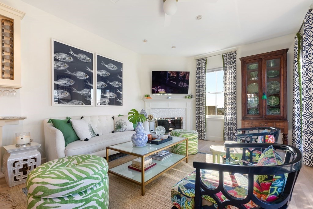 5 Appleton Street, Unit 6A Boston, MA 02116 - Photo 2 of 20
