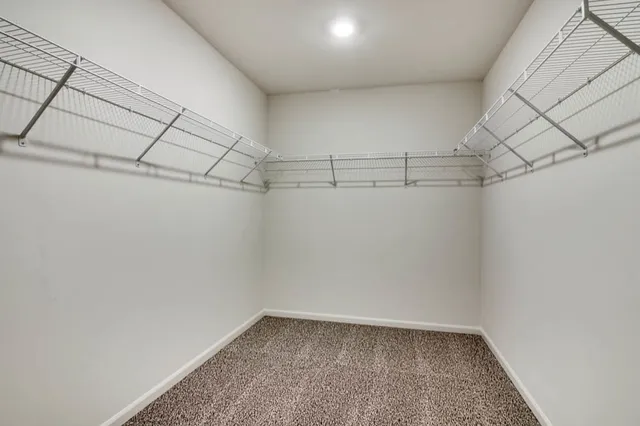 $589,990 | 14749 South Greenbriar Drive, Plainfield, IL 60544