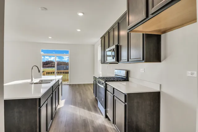 $589,990 | 14749 South Greenbriar Drive, Plainfield, IL 60544