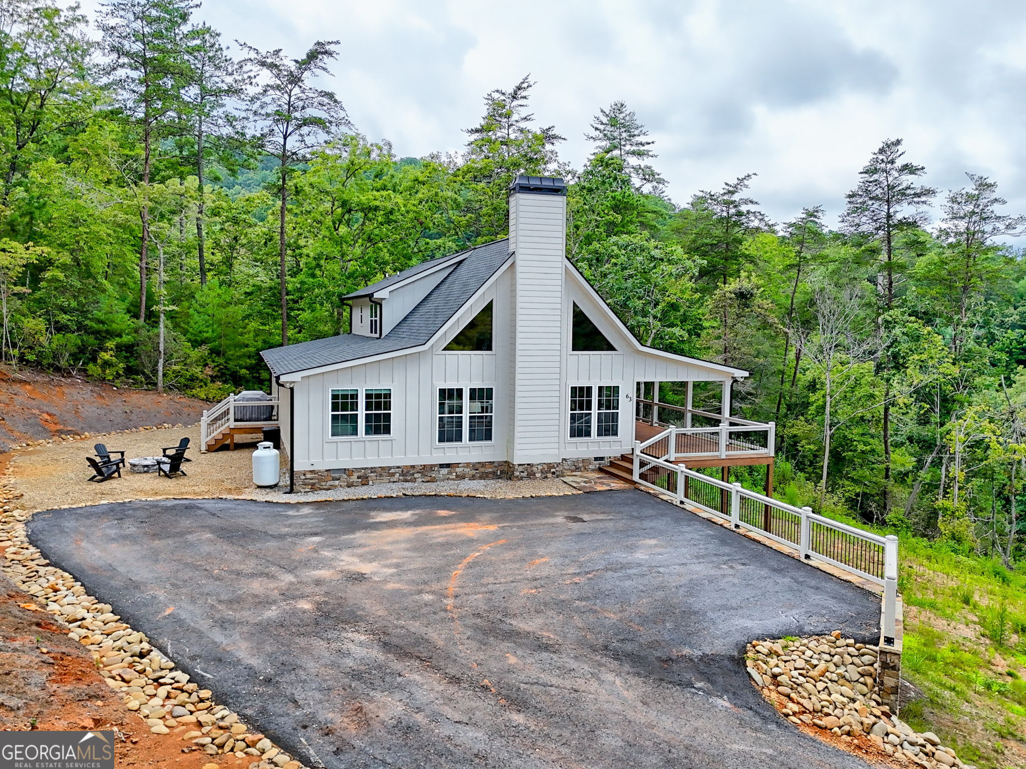 63 Redwood Lane Tiger, GA 30576 - Photo 4 of 84