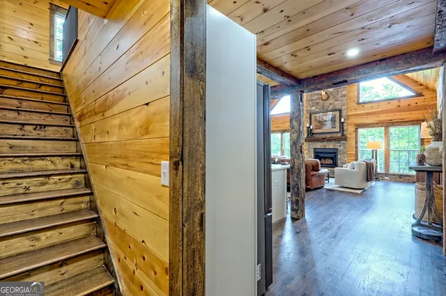 a view of a back yard with a garden