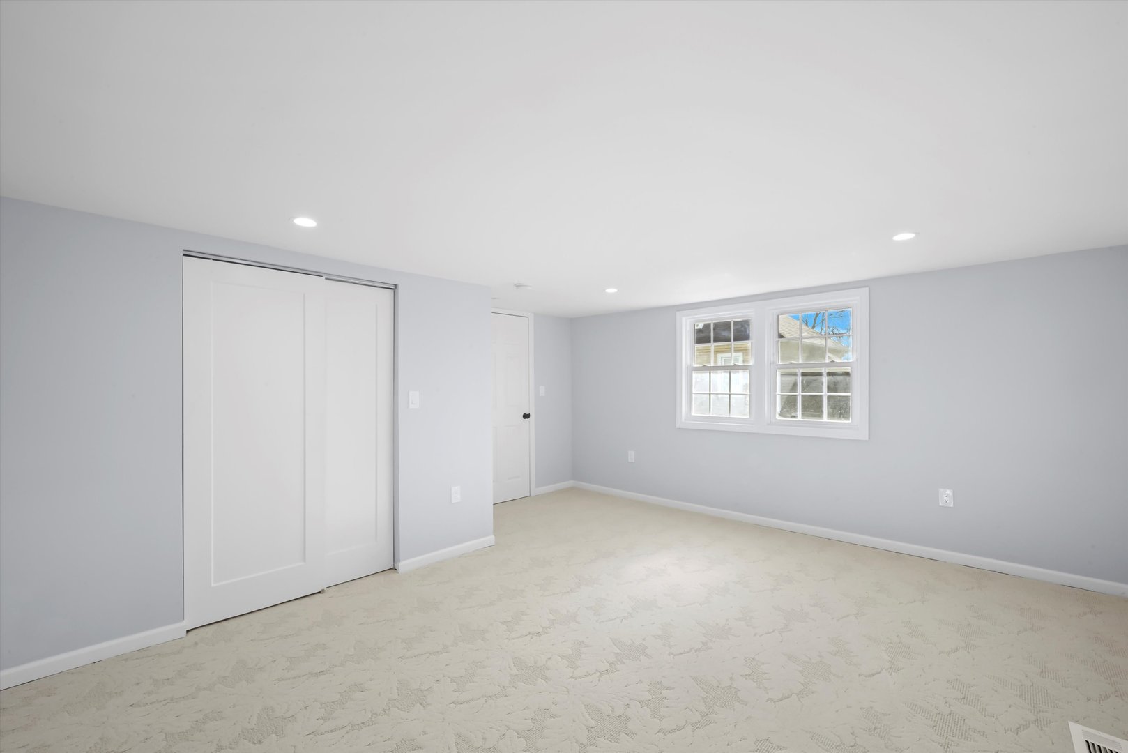 322 Chestnut Street Addison, IL 60101 - Photo 22 of 43 Gallery Image 22