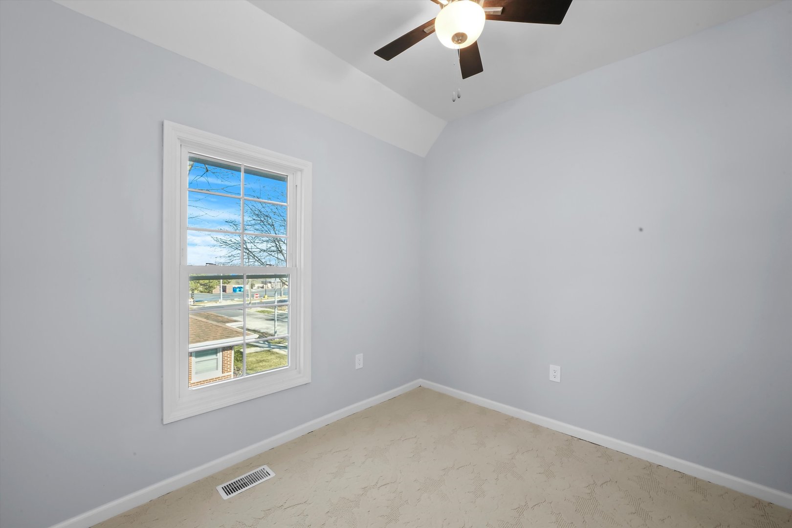 322 Chestnut Street Addison, IL 60101 - Photo 23 of 43 Gallery Image 23