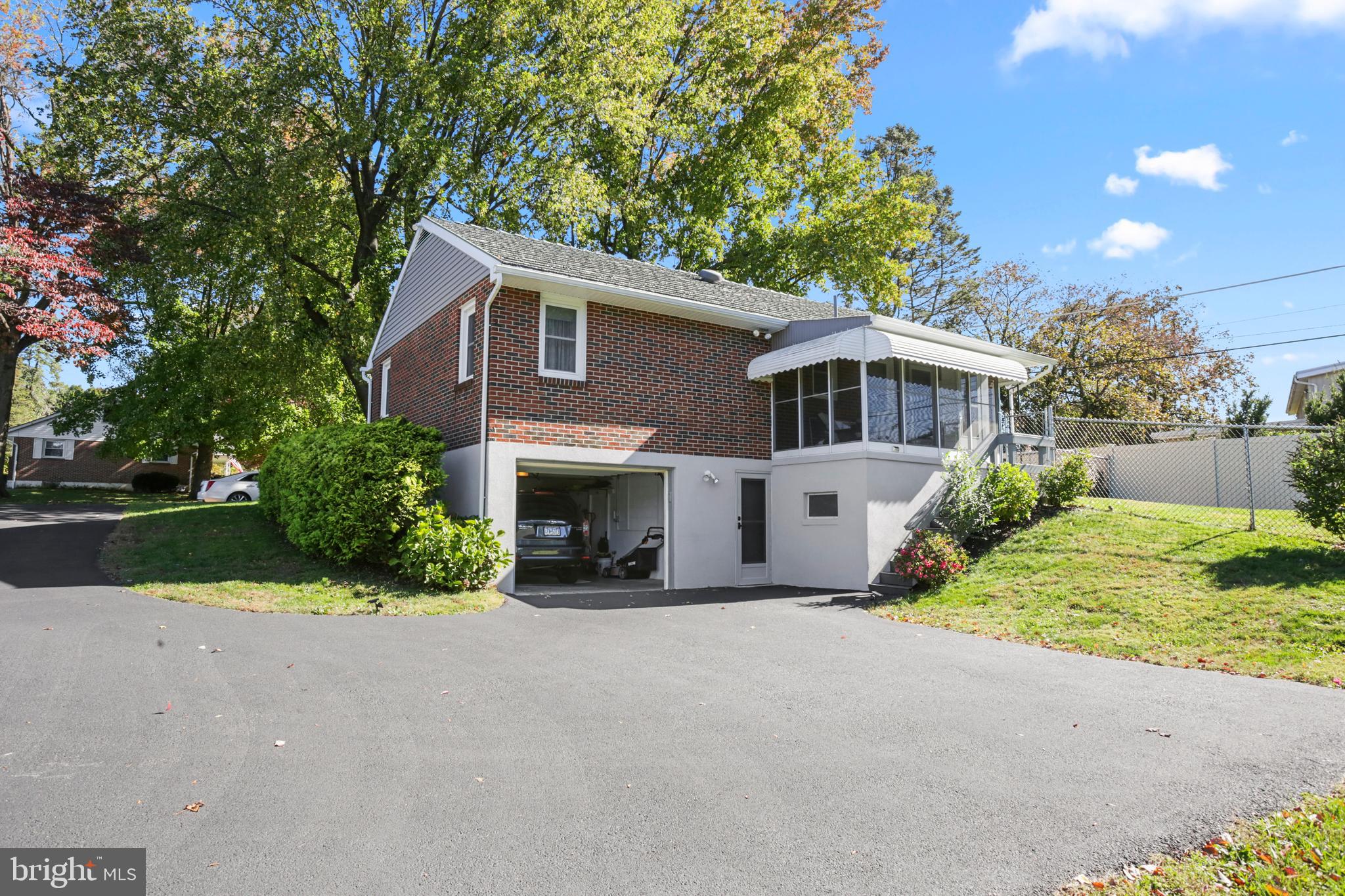 3706 Rosewood Road Reading, PA 19605 - Photo 7 of 34 Parking area