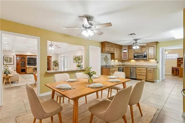 $364,000 | 708 West Solidelle Street, Chalmette, LA 70043