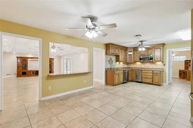 $364,000 | 708 West Solidelle Street, Chalmette, LA 70043