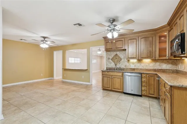 $364,000 | 708 West Solidelle Street, Chalmette, LA 70043