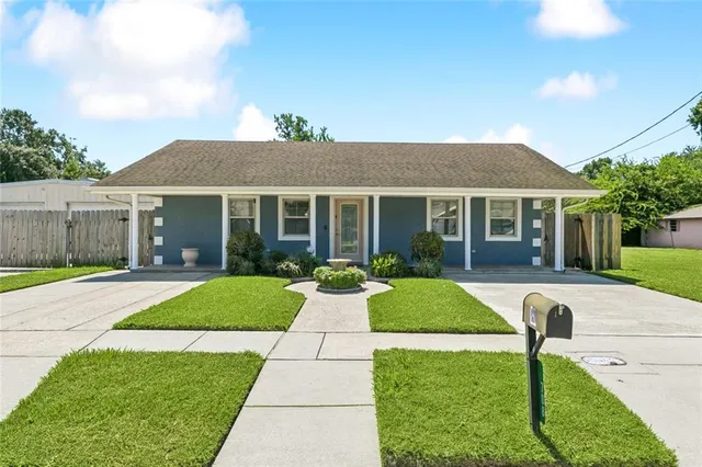 $364,000 | 708 West Solidelle Street, Chalmette, LA 70043
