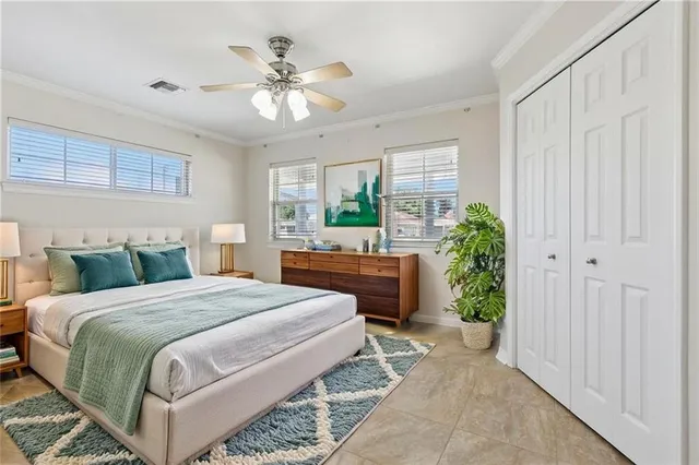 $364,000 | 708 West Solidelle Street, Chalmette, LA 70043