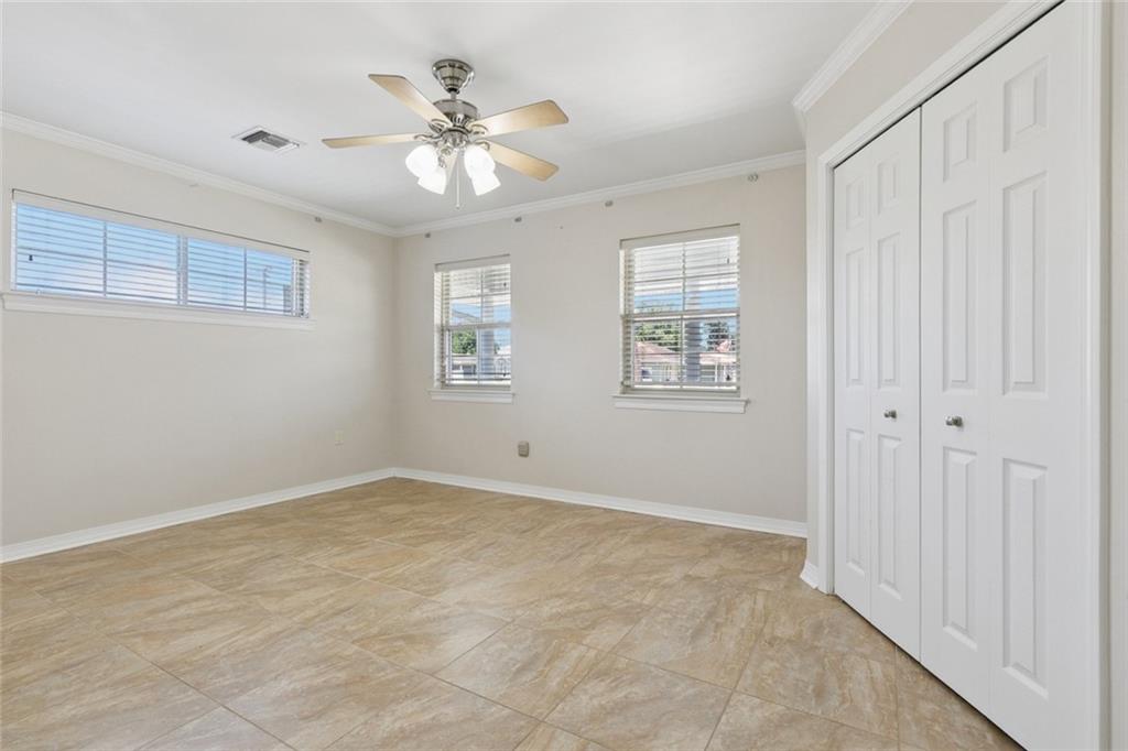 708 West Solidelle Street Chalmette, LA 70043 - Photo 23 of 36