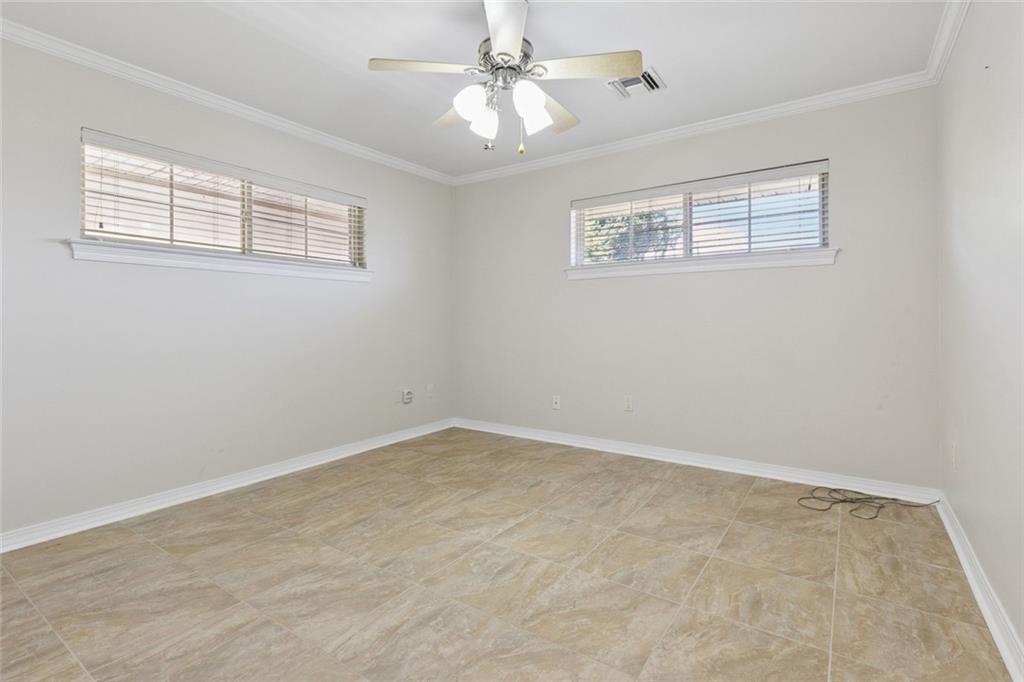 708 West Solidelle Street Chalmette, LA 70043 - Photo 25 of 36