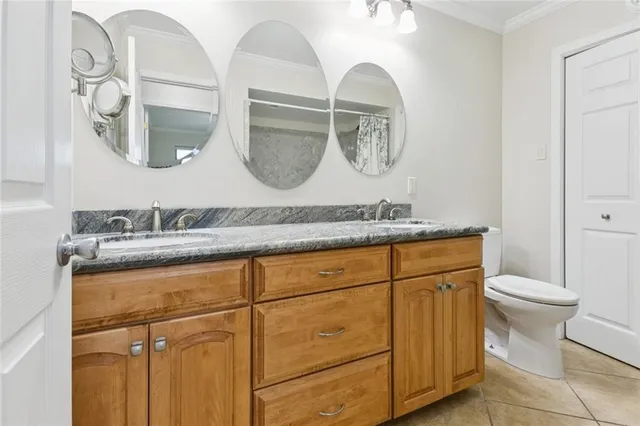 $364,000 | 708 West Solidelle Street, Chalmette, LA 70043