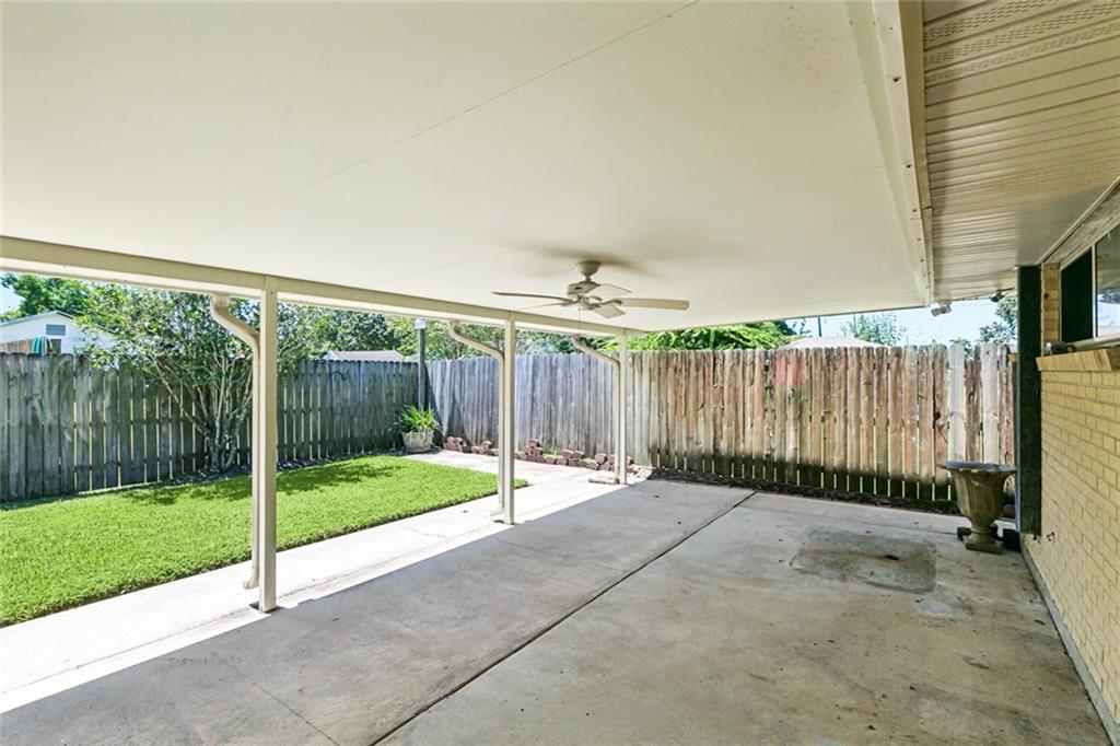 708 West Solidelle Street Chalmette, LA 70043 - Photo 32 of 36