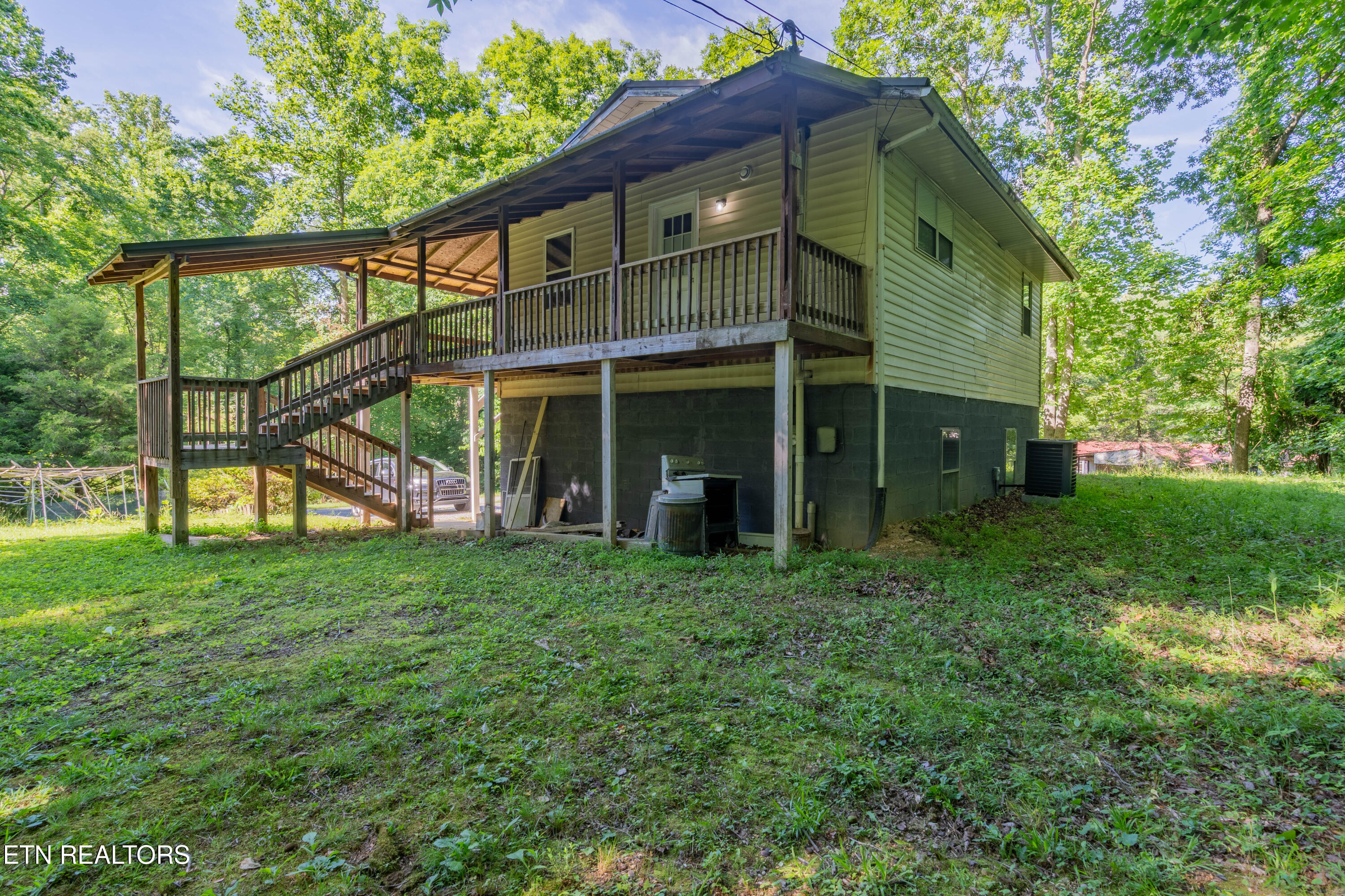 106 Guy Hamby Road Lancing, TN 37770 - Photo 2 of 24 A7309685-HDR