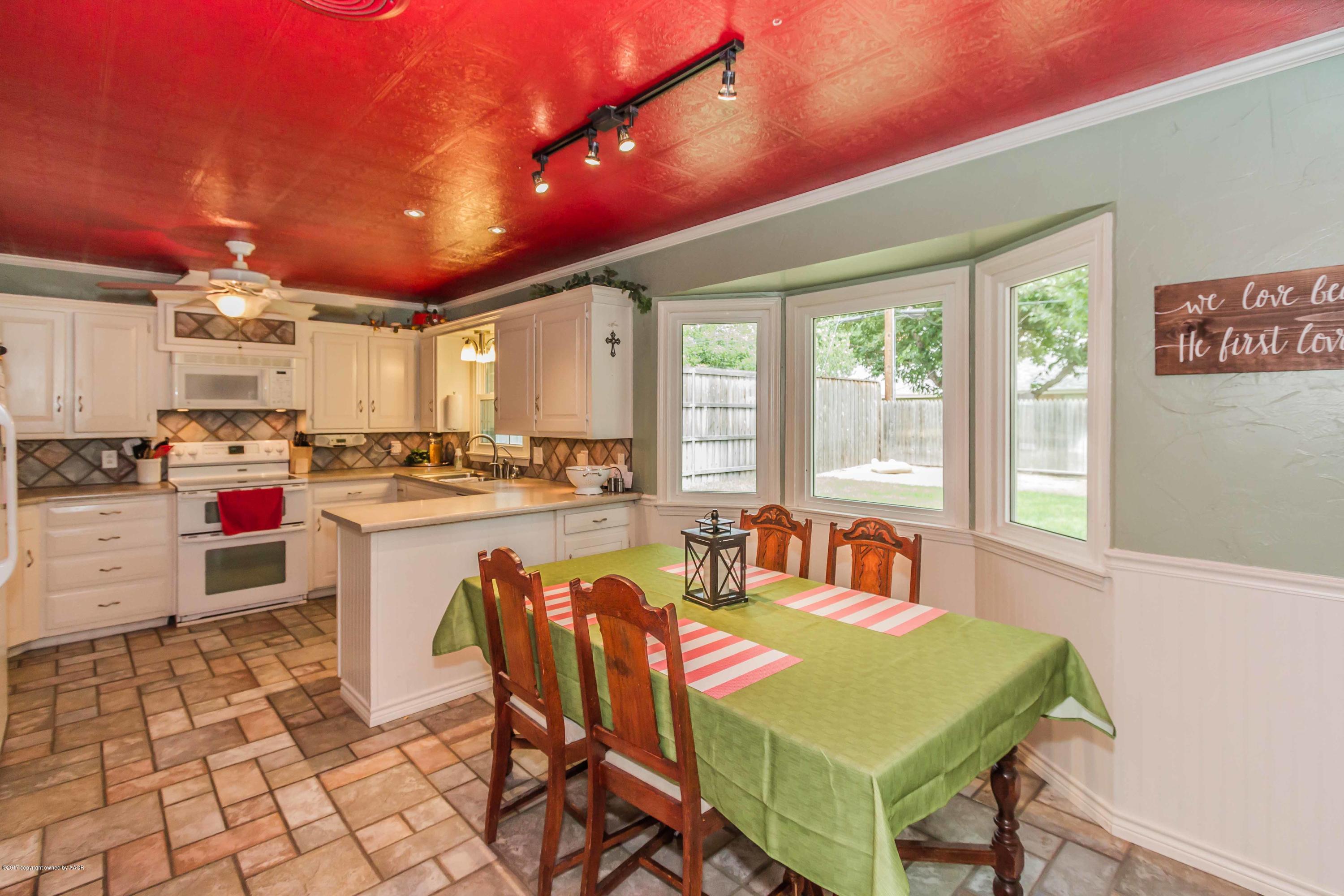6306 Calumet Road Amarillo, TX 79106 - Photo 14 of 35 DINING VIEW 1