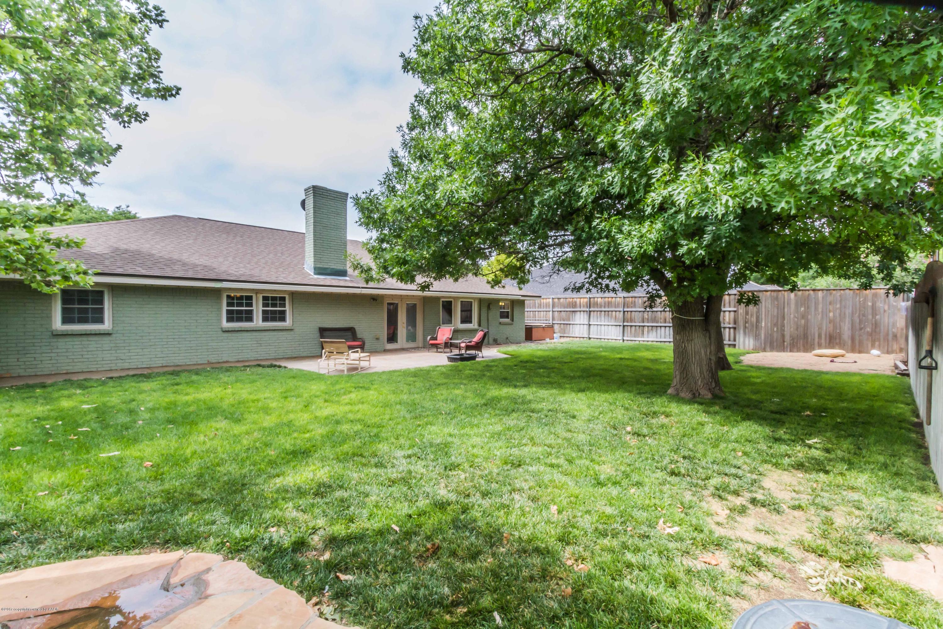 6306 Calumet Road Amarillo, TX 79106 - Photo 31 of 35 BACKYARD VIEW 1
