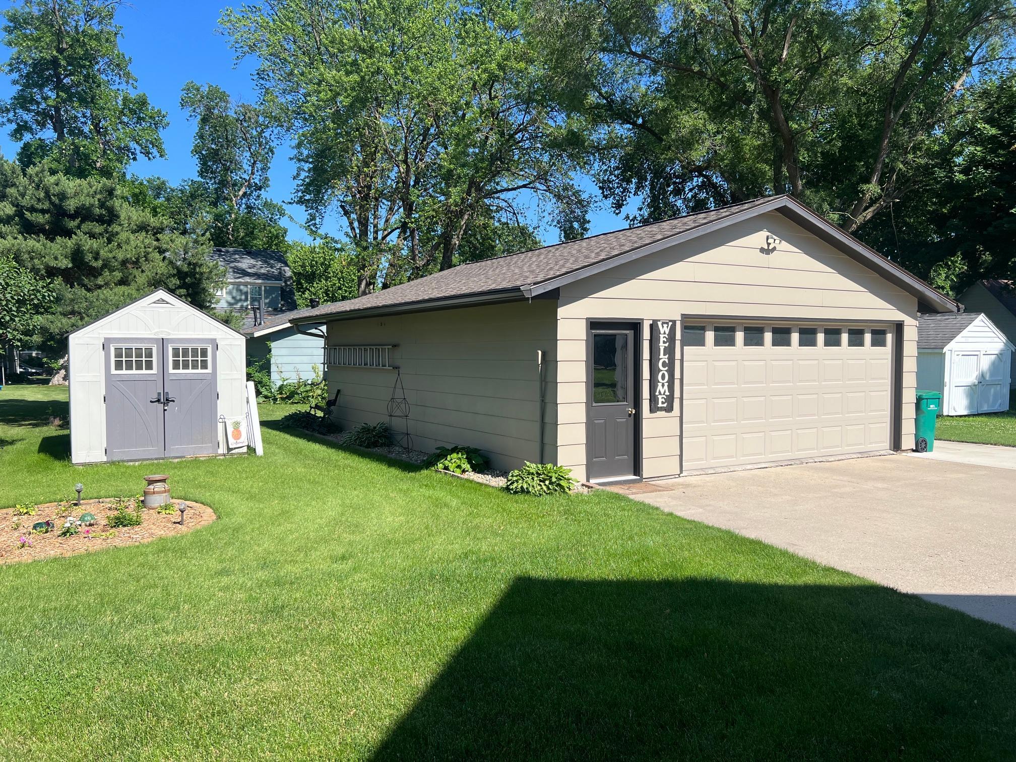413 South Swift Avenue Litchfield, MN 55355 - Photo 41 of 58