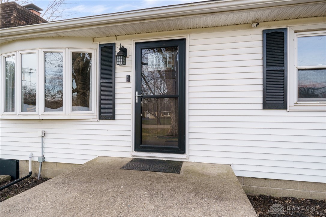 3859 Shaker Road Franklin, OH 45005 - Photo 5 of 41 Gallery Image 5