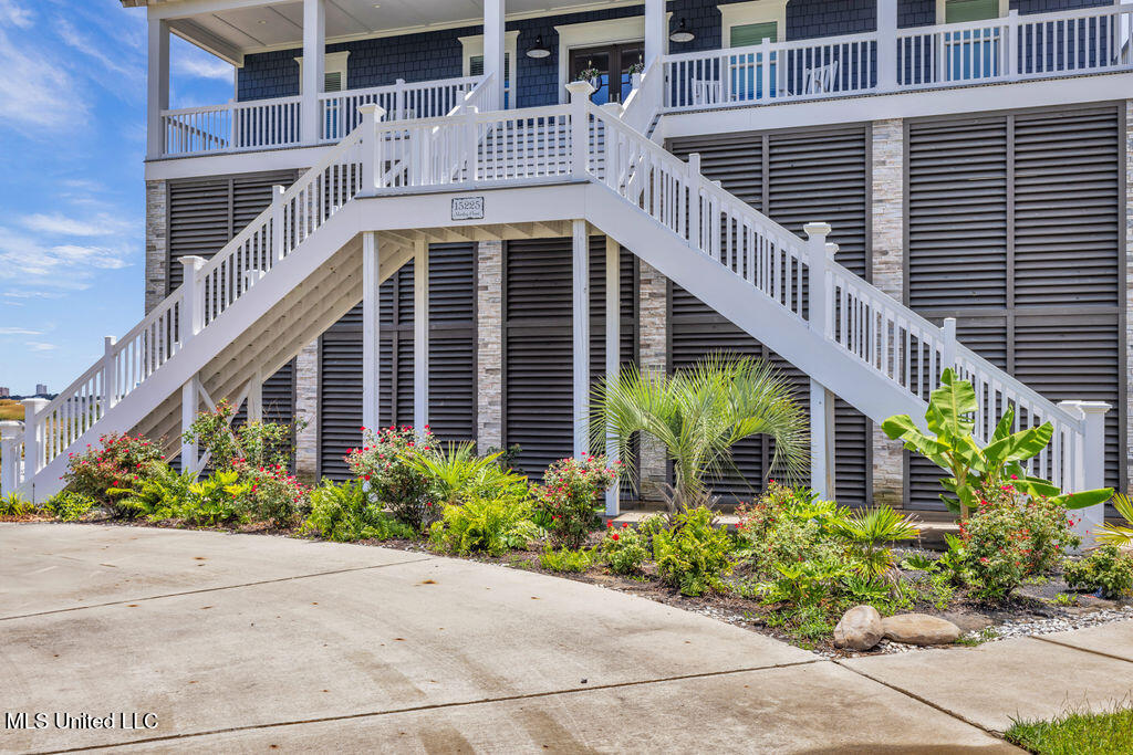 15225 Branigar Biloxi, MS 39532 - Photo 12 of 70 15225Branigar-12