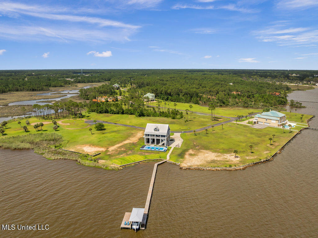 15225 Branigar Biloxi, MS 39532 - Photo 8 of 70 15225Branigar-8