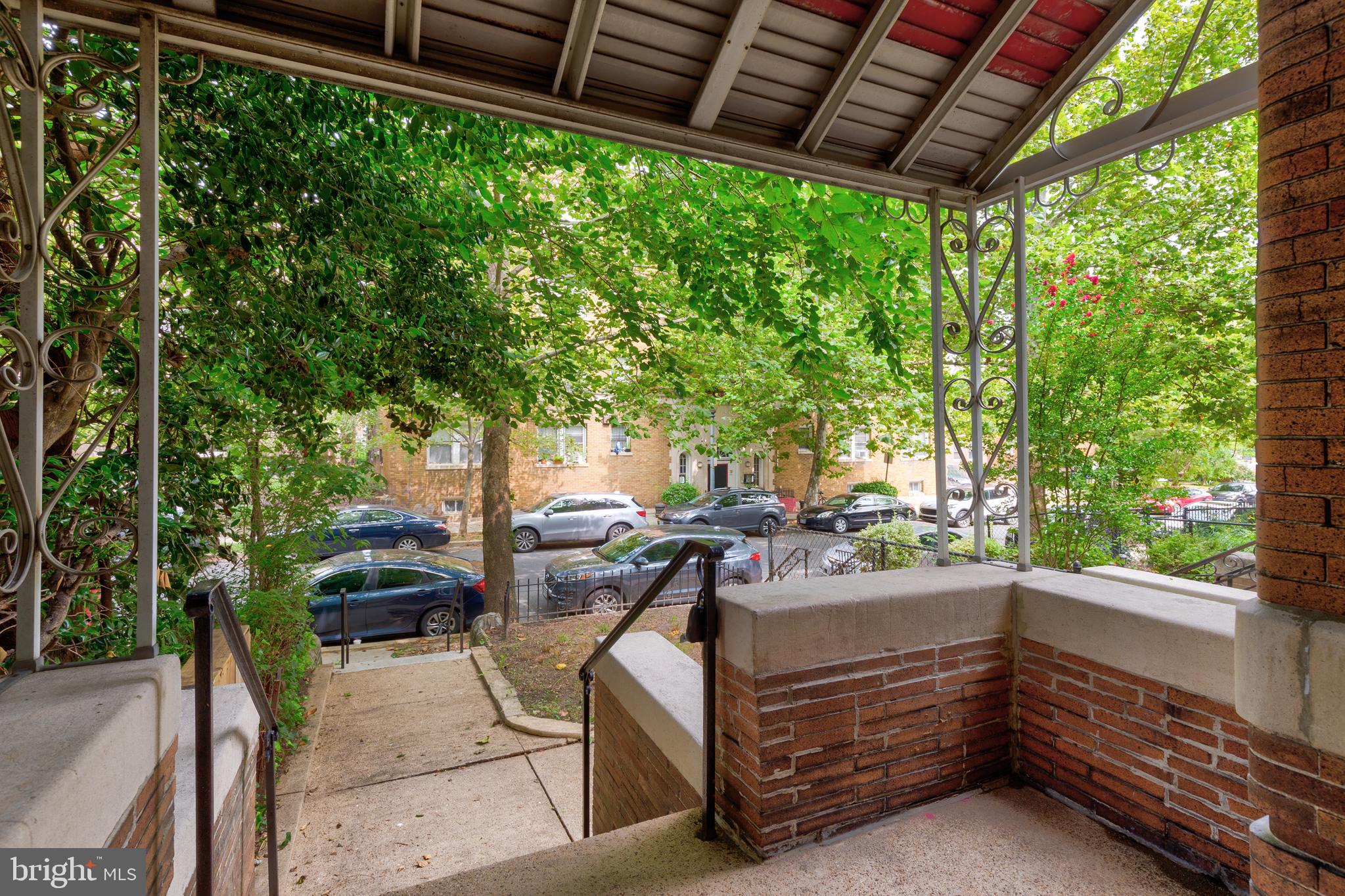 1120 Columbia Road Northwest Washington, DC 20009 - Photo 5 of 53 Front Porch