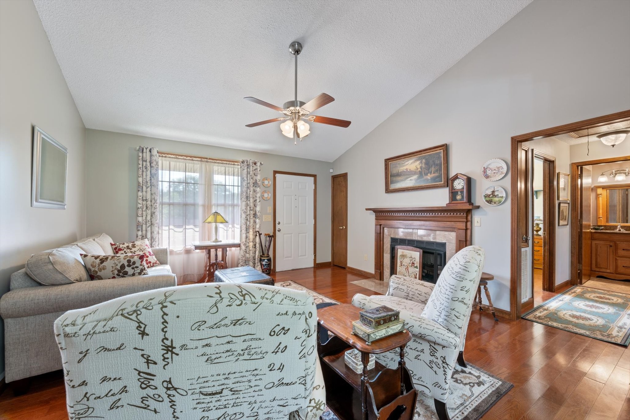 816 Fitzpatrick Road Nashville, TN 37214 - Photo 3 of 27 Gallery Image 3