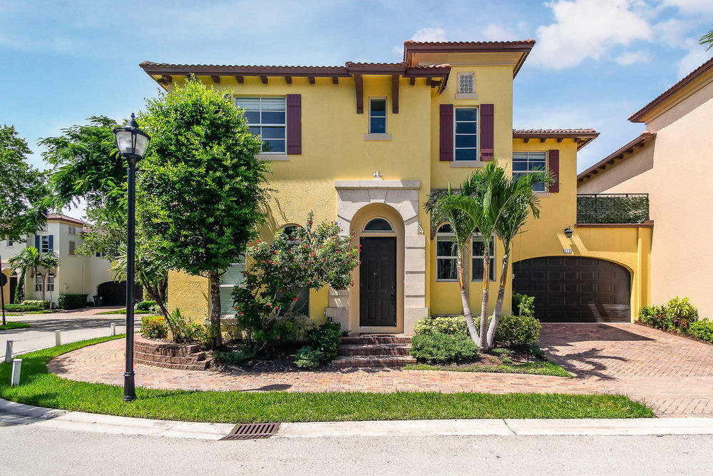 111 Via Poinciana Street Boca Raton, FL 33487 - Photo 1 of 38 FRONT EXTERIOR