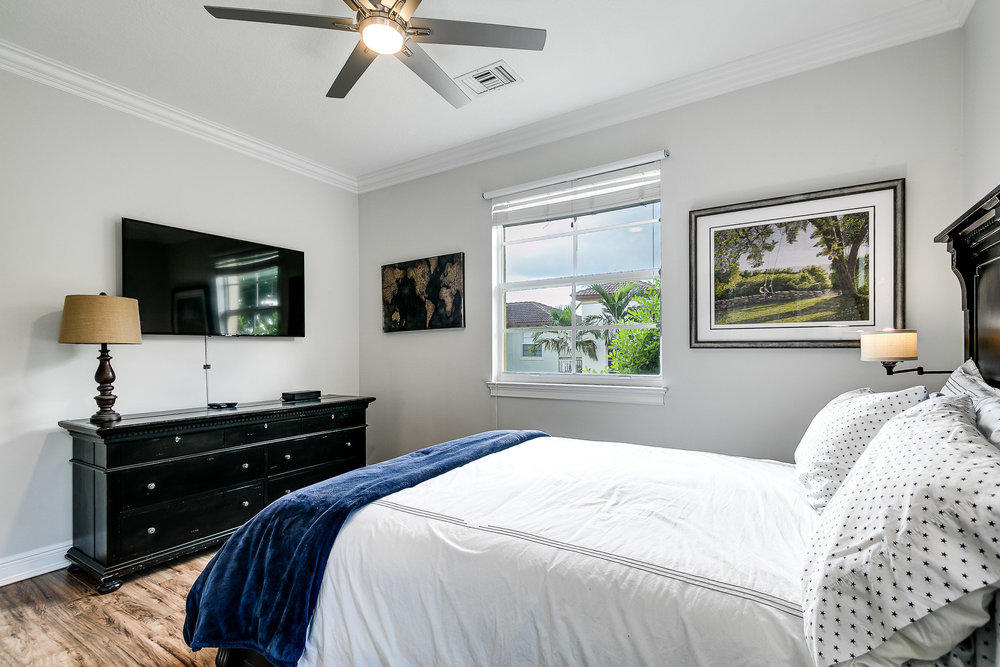 111 Via Poinciana Street Boca Raton, FL 33487 - Photo 30 of 38 BEDROOM 2