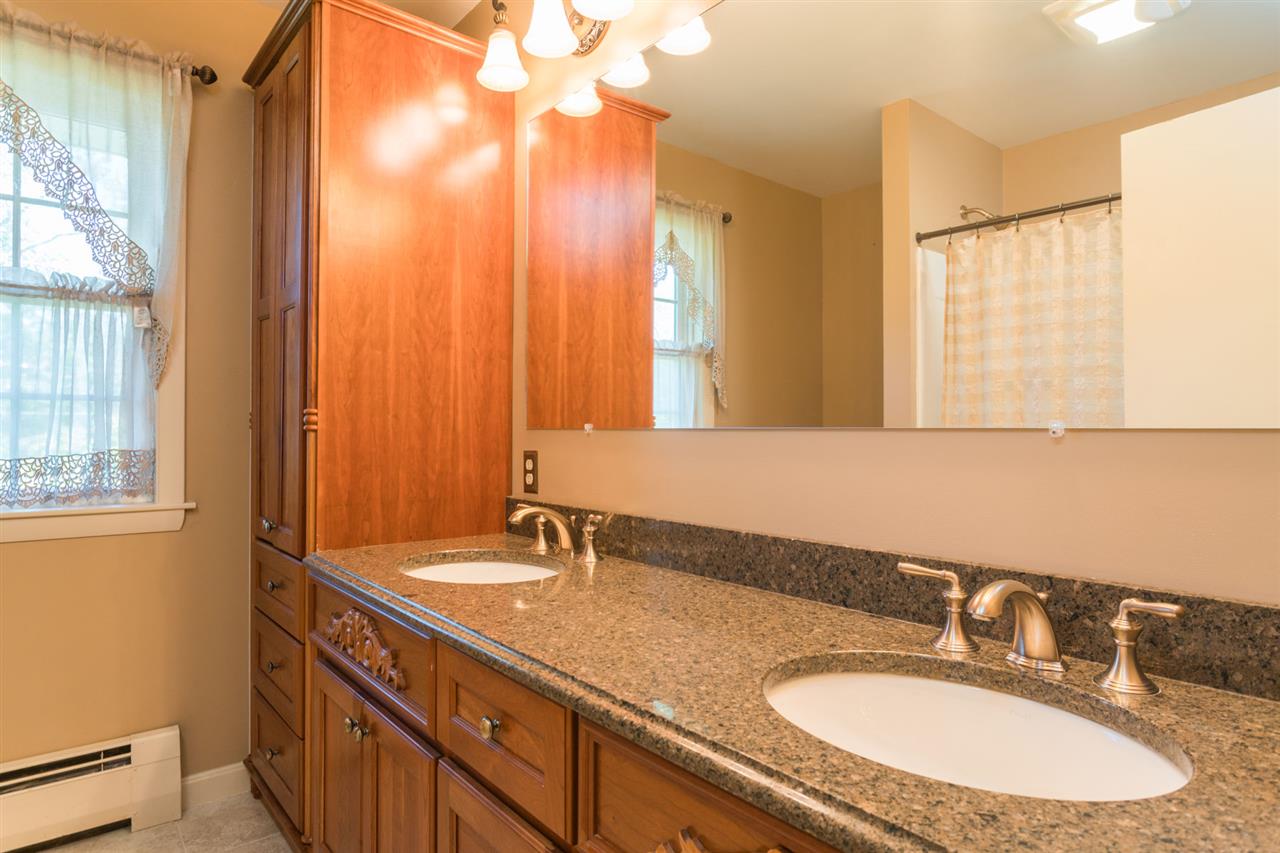 13 Sunset Drive Rochester, NH 03867 - Photo 22 of 35
