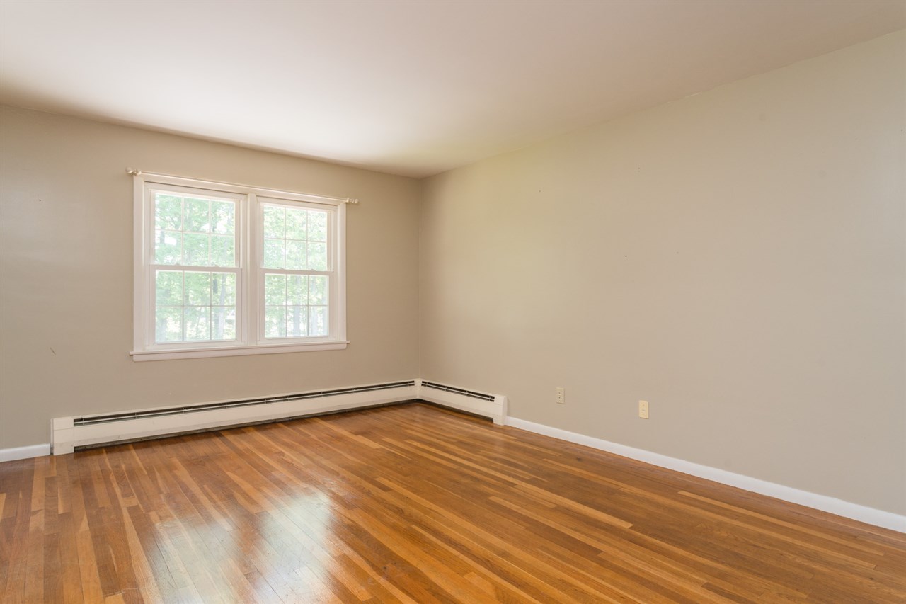 13 Sunset Drive Rochester, NH 03867 - Photo 23 of 35