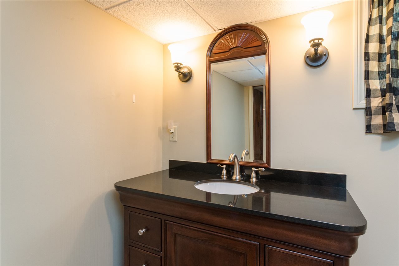 13 Sunset Drive Rochester, NH 03867 - Photo 29 of 35