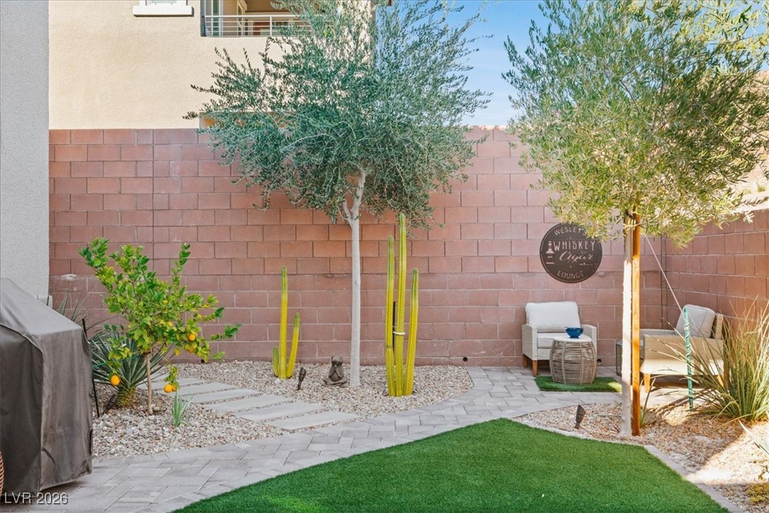 68 Strada Moscato Henderson, NV 89011 - Photo 27 of 43