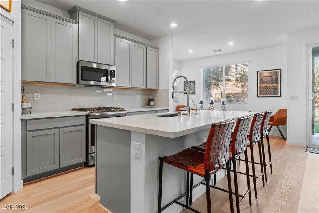 68 Strada Moscato Henderson, NV 89011 - Photo 4 of 43