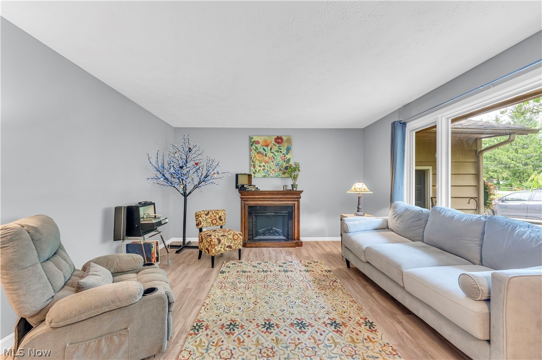 16628 Bennett Road North Royalton, OH 44133 - Photo 3 of 34 Gallery Image 3
