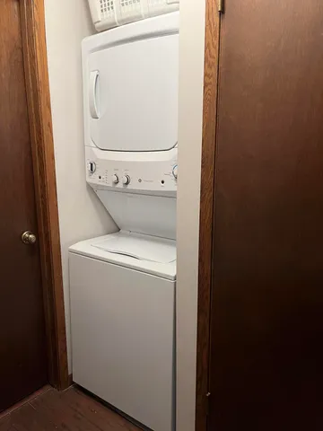 $330,000 | 3327 Southwood Drive, Racine, WI 53406