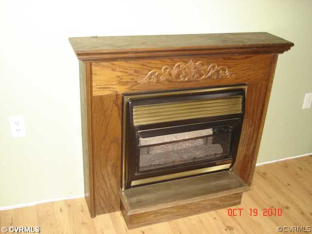 9038 Spring Hill Road Wakefield, VA 23888 - Photo 4 of 5 Other