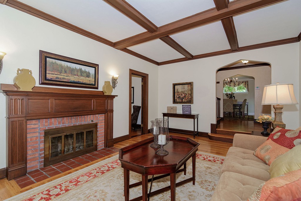6 Stella Road Belmont, MA 02478 - Photo 5 of 30 Gallery Image 5